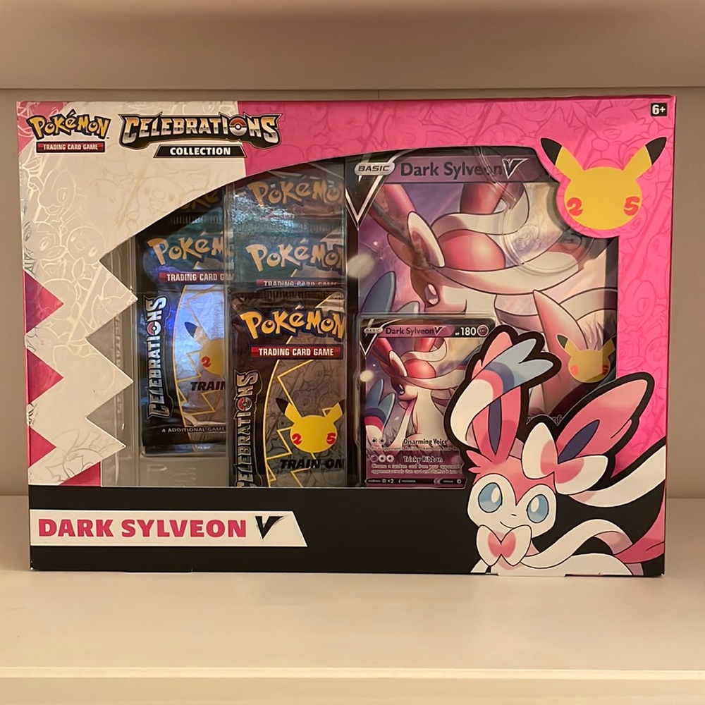 Dark Sylveon Pokemon Celebratiosn Box